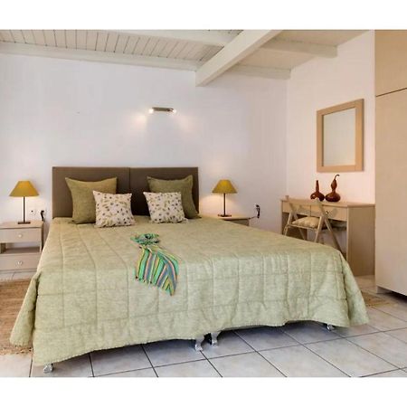 Faye'S Loft Apartment Gaios Ngoại thất bức ảnh